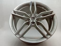 FERRARI Ferrari FF F151 Alloy Wheel 275585 R20 8.5J Alloy Wheel — thumbnail 4