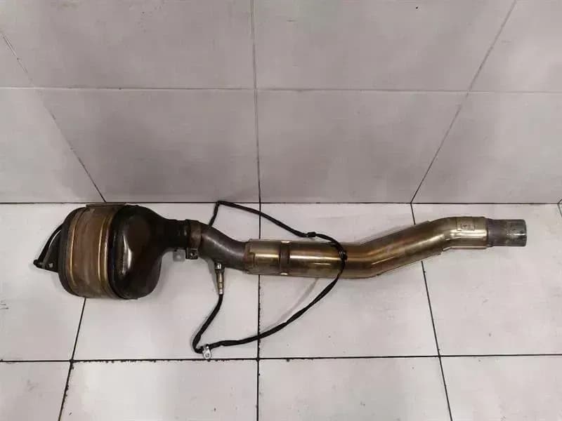 Ferrari FF F151 Catalytic Converter 273319 Catalytic Converter RIGHT RIGHT V12 F151