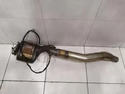 FERRARI Ferrari FF F151 Catalytic Converter 273320 Catalyst LEFT LEAVES V12 F151 — thumbnail 1