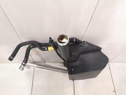 FERRARI Ferrari FF F151 dry oil sump reservior 268596 oil tank dry sump — thumbnail 9