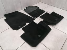 FERRARI Ferrari FF F151 Floor Mats 83942200 Floor Mats RHD RIGHT HANDLEBAR — thumbnail 2