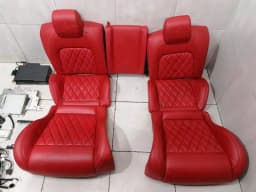 FERRARI Ferrari FF F151 Red Diamond Sitched Seat Set + Screens Multimedia 12-16 SEAT — thumbnail 4