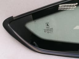 FERRARI Ferrari FF F151 Right Rear Quarter Glass 84342400 Door Window 1⁄4 Rear Right — thumbnail 2