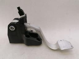 FERRARI 2012 Ferrari F151 BRAKE PEDAL BRAKE PEDAL 261612 — thumbnail 5