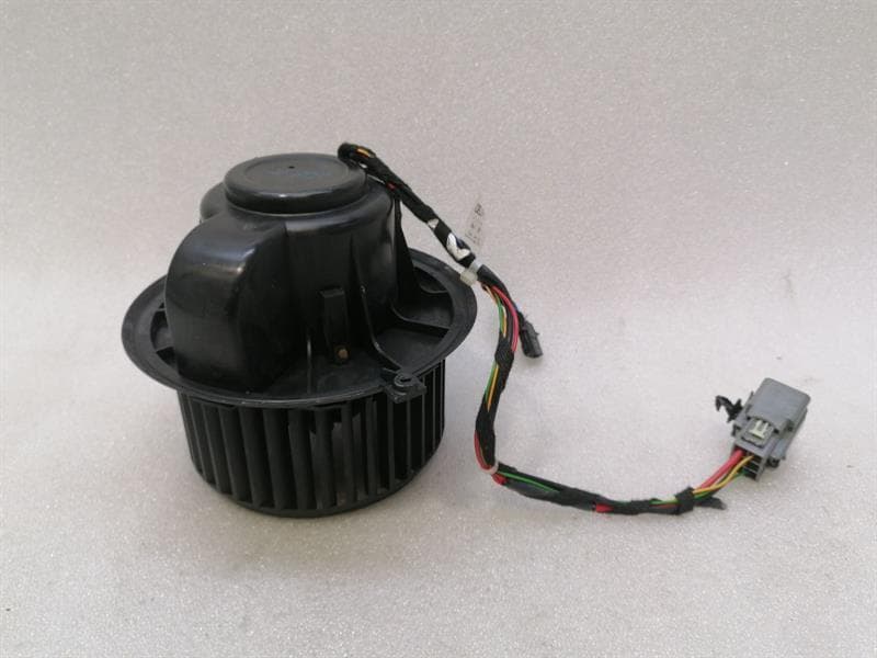 FERRARI Ferrari FF F151 Heater Blower 82048900 Motor Heater Fan RHD RIGHT HANDLEBAR