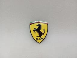 FERRARI FERRARI FF F151 RACING TEAM SHIELD BADGE 83628100 Emblem — thumbnail 1