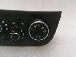 FERRARI Ferrari FF F151 Auto Climate Control 82299100 Climate Control Panel A/C — thumbnail 4