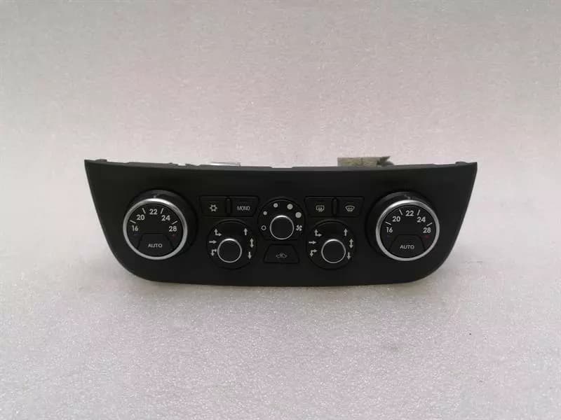 Ferrari FF F151 Auto Climate Control 82299100 Climate Control Panel A/C