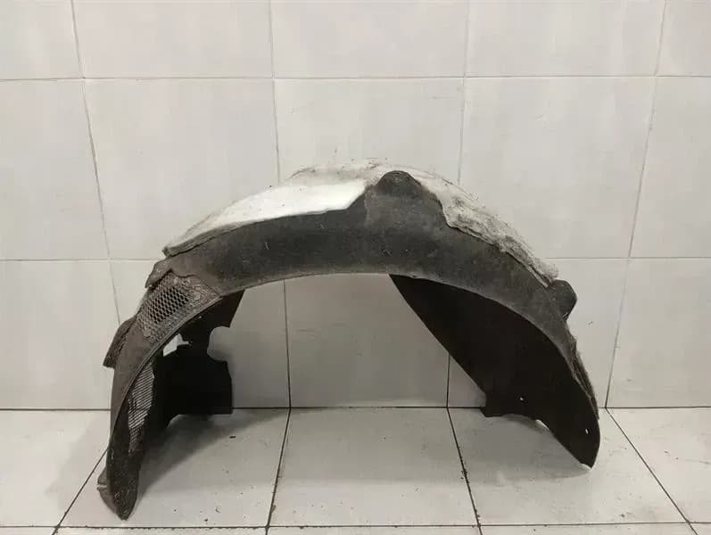 FERRARI Ferrari FF F151 Rear Right Arch Plastic 84055400 WHEEL RUN COVER Rear Re