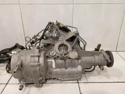 FERRARI Ferrari FF F151 Gearbox 305902 Transmission POWER TAKE OFF UNIT — thumbnail 2