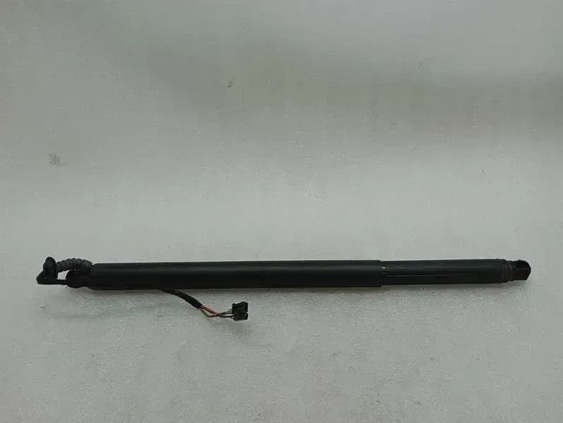Ferrari GTC4 Lusso F151m boat lid strut 88037300 gas pressure spring gas pressure damper