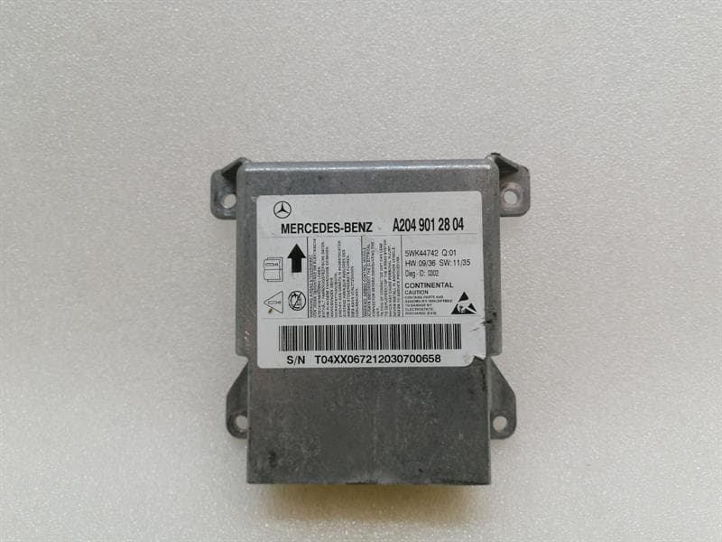 MERCEDES-BENZ Mercedes C Class W204 Safety Module ECU A2049012804 Air Control Unit SRS