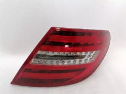 MERCEDES-BENZ Mercedes C Class W204 Right Rear Light A2049060503 Rear Right LED Tail Light — thumbnail 2