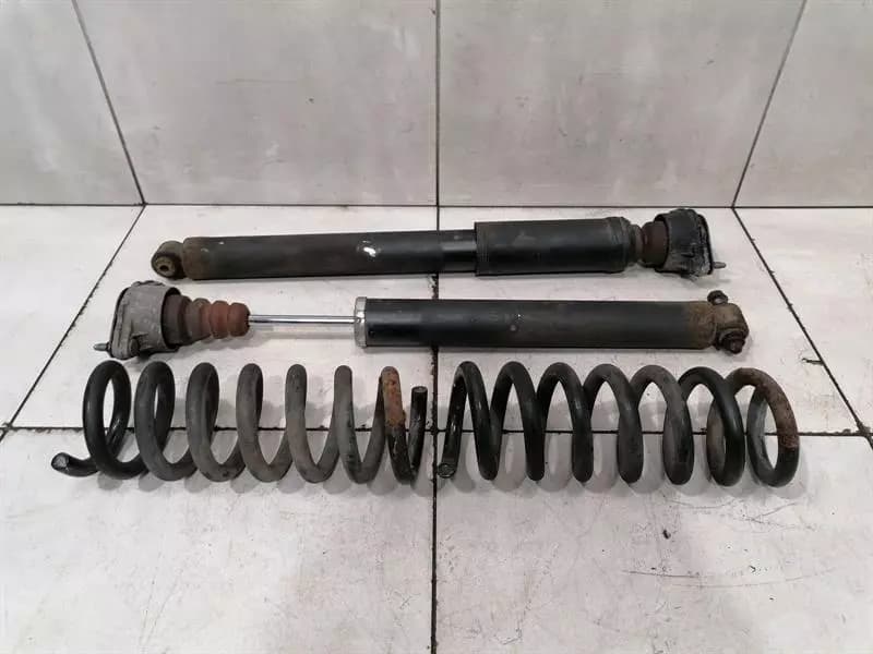 Mercedes C63 AMG REAR SET W204 shock absorber A2043201231 shock absorber rear V8
