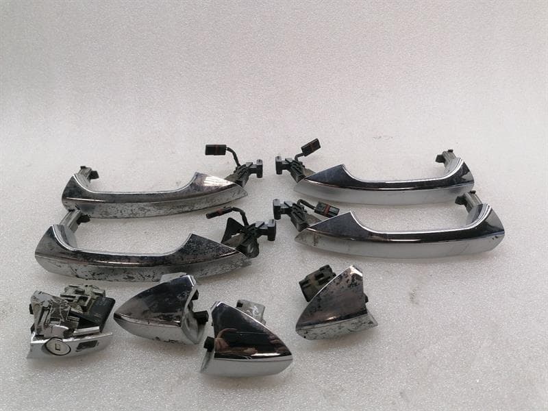 Mercedes S-Class W221 Keyless Door Handle Set A2217600970 Door Handle KEYLESS Set