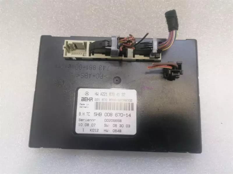 Mercedes S-Class W221 Climate Control Module A2218704192 Control Unit A/C