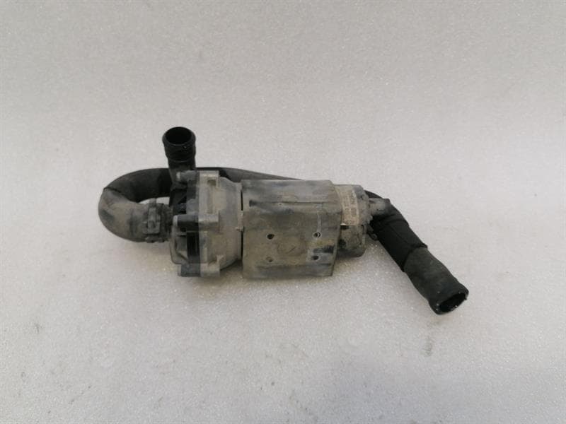 Mercedes S-class W221 Additional Cooling Pump A0005000386 Coolant Pump Pump
