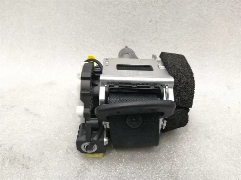 MERCEDES-BENZ Mercedes C Class W204 rear seat belt A2048608185 seat belt rear belt