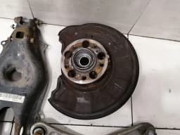 MERCEDES-BENZ Mercedes C Class W204 AMG RLH Hub A2043503108 Wheel Bearing Housing Rear Left — thumbnail 9