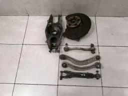 MERCEDES-BENZ Mercedes C Class W204 AMG RRH Hub A2043503208 Wheel Bearing Housing Rear Right — thumbnail 1