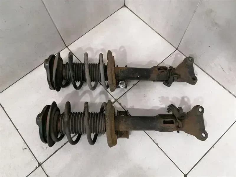 MERCEDES-BENZ Mercedes C63 AMG W204 Shock Absorber Front Set A2043204430 Shock Absorber Front