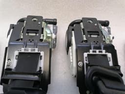 MERCEDES-BENZ Mercedes C Class W204 front seatbelt set A2048601985 seat belt front coupe — thumbnail 2
