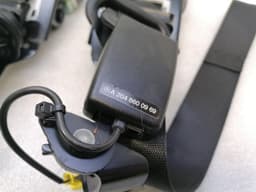 MERCEDES-BENZ Mercedes C Class W204 front seatbelt set A2048601985 seat belt front coupe — thumbnail 6