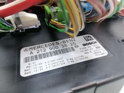 MERCEDES-BENZ Mercedes C Class W204 Fuse Box A2129003825 Fuse Box SAM — thumbnail 3