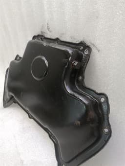 MERCEDES-BENZ Mercedes C63 AMG W204 Oil Sump A1560100428 Oil Tub M156 V8 — thumbnail 9