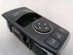 MERCEDES-BENZ Mercedes C Class W204 window switch A1729056900 power window switch — thumbnail 2