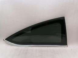 MERCEDES-BENZ Mercedes C W204 Right Rear Quarter Glass A2046706812 Door Window 1⁄4 Rear Right — thumbnail 9