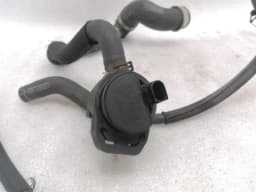 MERCEDES-BENZ Mercedes C63 AMG W204 additional cooling pump A2045000475 coolant pump pump — thumbnail 8