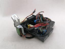 MERCEDES-BENZ Mercedes C Class W204 Fuse Box A2049060305 Fuse Box SAM — thumbnail 3