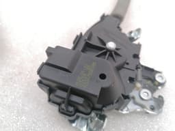 MERCEDES-BENZ Mercedes C Class W204 boat lock A2047500061 tailgate lock — thumbnail 5