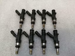 MERCEDES-BENZ Mercedes C63 AMG M156 W204 Injector Set of 8 A1560780023 Injection Nozzle Set — thumbnail 9