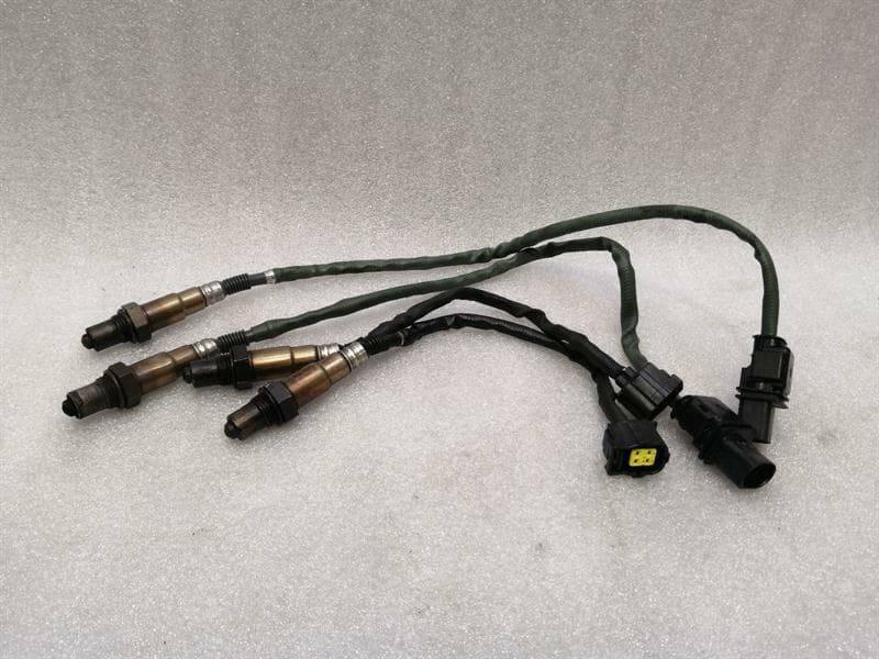MERCEDES-BENZ Mercedes C Class W204 C63 AMG Lambda Sensor 0045420718 HO2S Set