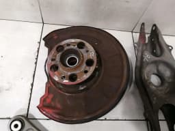 MERCEDES-BENZ Mercedes C Class W204 C63 AMG RLH Hub A2043503108 Wheel Bearing Housing Rear Left — thumbnail 2