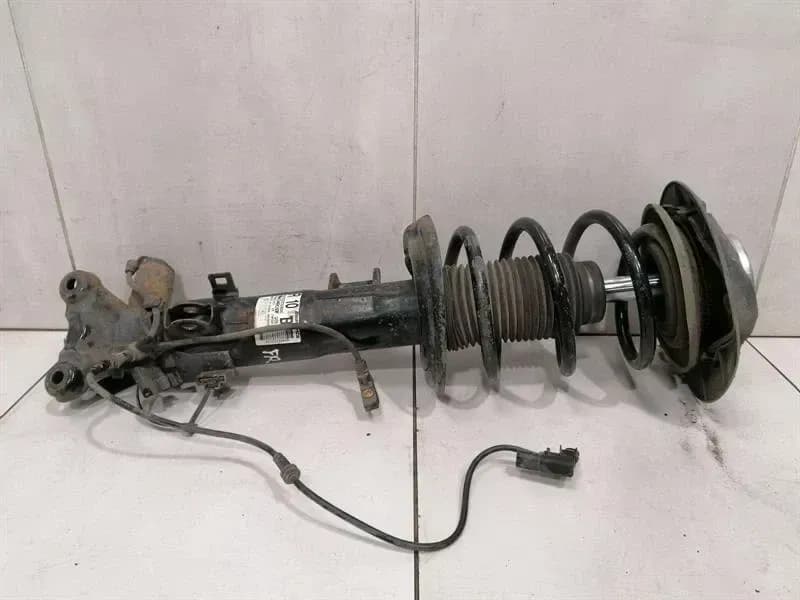 Mercedes E63 AMG W212 Shock Absorber Front A2123232600 Shock Absorber Front RIGHT