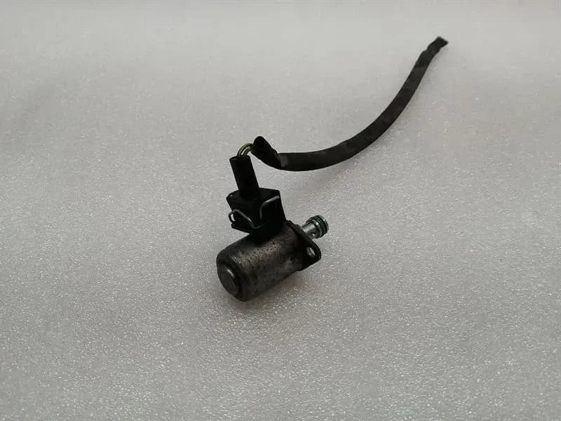 MERCEDES-BENZ MERCEDES E CLASS W212 VALVE SENSOR 69032901 PRESSURE SENSOR STEERING THOMAS MAGNETS