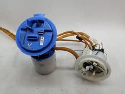 MERCEDES-BENZ Mercedes E63 AMG W212 Fuel Pump Electric A2184700494 Fuel Pump M156 AMG — thumbnail 3