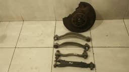 MERCEDES-BENZ MERCEDES C63 AMG W204 SUSPENSION A2043503208 Wheel Bearing Housing Rear Right AXLE — thumbnail 6