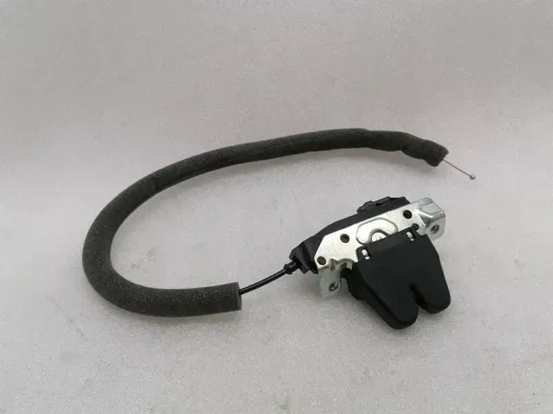 Mercedes C Class W204 boat lock A20437500185 tailgate lock