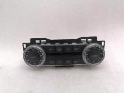 MERCEDES-BENZ Mercedes C Class W204 Car Climate Control A2048300290 Climate Control Panel A/C USA — thumbnail 1