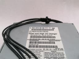 MERCEDES-BENZ Mercedes C Class W204 CD Player A2048709990 Audio System Controller 08-11 US — thumbnail 4