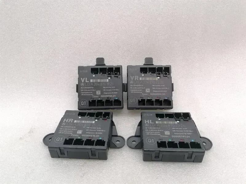 MERCEDES-BENZ Mercedes C Class W204 Door Module Set A2048701926 Control Unit Set