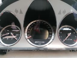 MERCEDES-BENZ Mercedes C63 AMG V8 W204 Instrument Cluster A2045404647 Speedometer M156 MPH UK — thumbnail 3