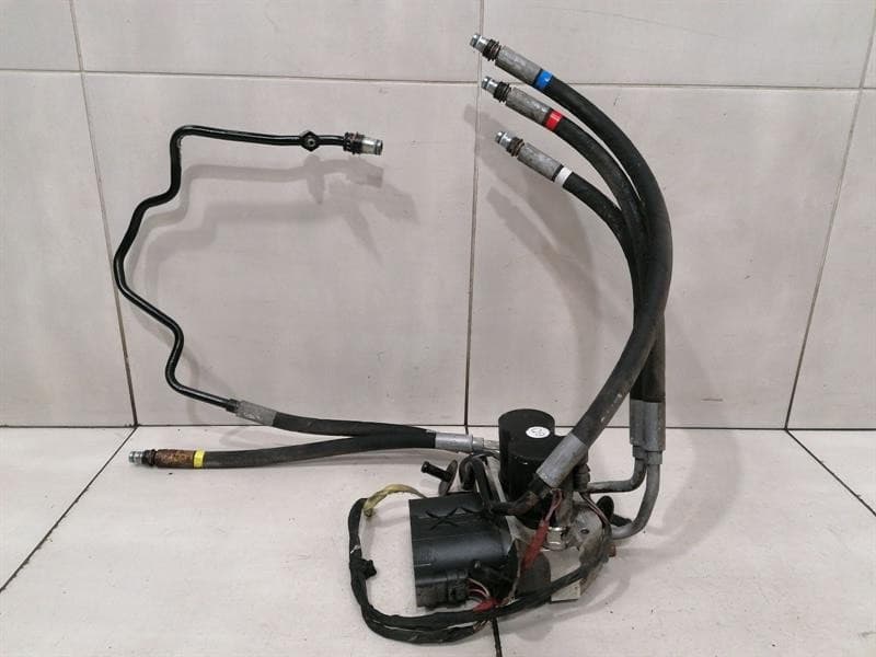 Mercedes W221 rear ABC suspension valve A2213201058 rear air suspension valve