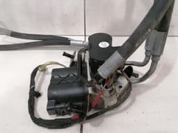 MERCEDES-BENZ Mercedes W221 rear ABC suspension valve A2213201058 rear air suspension valve — thumbnail 2
