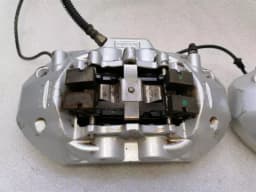 MERCEDES-BENZ Mercedes E63 AMG W211 Rear Brake Caliper Set A0034208183 Brake Caliper — thumbnail 3
