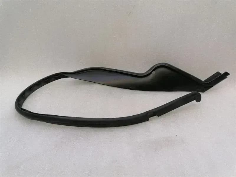 Ferrari F12 Berlinetta F152 Door Seal 83918800 Door Seals RH SEAL